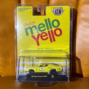 NIB Mello Yello 1971 Dodge Charger R/T HEMI